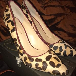 Enzo Angiolino Leopard-print Gold stilletos